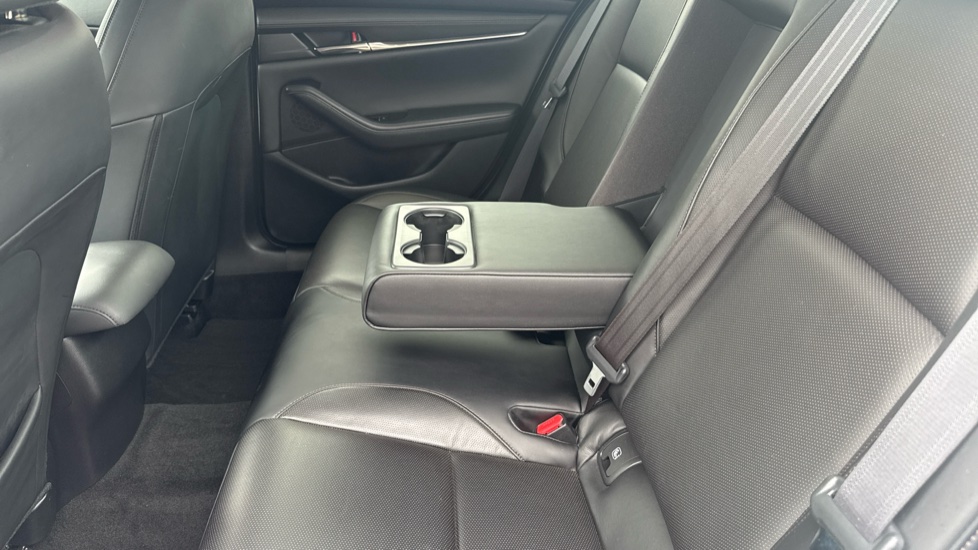 Mazda 3 2.0 Skyactiv-X MHEV GT Sport Tech 4dr Petrol Saloon - Image 34