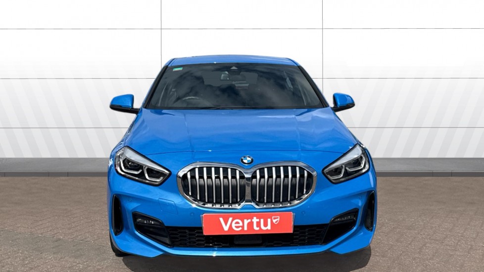 BMW 1 Series 118i [136] M Sport 5dr [Live Cockpit Professional] Petrol Hatchback - Image 3