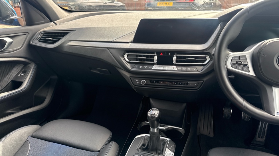 BMW 1 Series 118i [136] M Sport 5dr [Live Cockpit Professional] Petrol Hatchback - Image 14