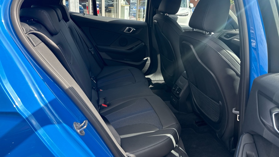 BMW 1 Series 118i [136] M Sport 5dr [Live Cockpit Professional] Petrol Hatchback - Image 16