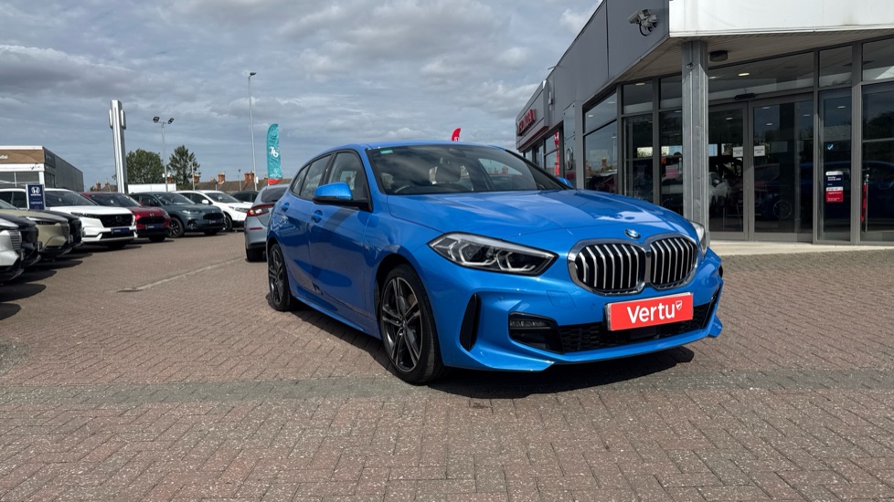 BMW 1 Series 118i [136] M Sport 5dr [Live Cockpit Professional] Petrol Hatchback - Image 25
