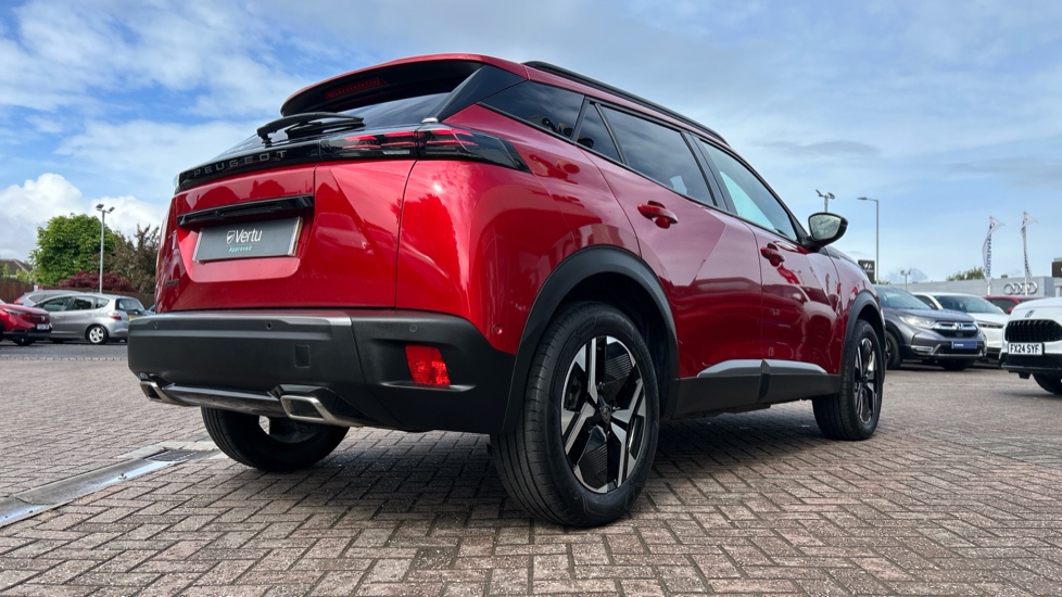 Peugeot 2008 1.2 PureTech 130 Allure 5dr EAT8 Petrol Estate - Image 35
