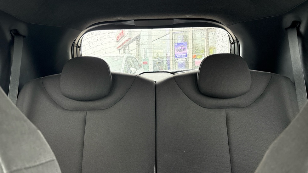 Toyota Aygo X 1.0 VVT-i Edge 5dr Petrol Hatchback - Image 15