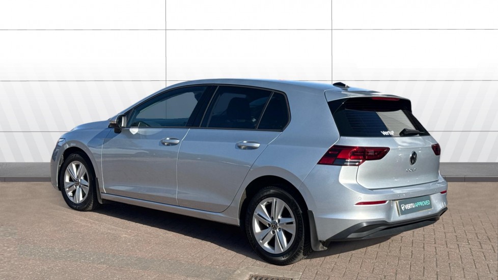 Volkswagen Golf 2.0 TDI Life 5dr DSG Diesel Hatchback - Image 2