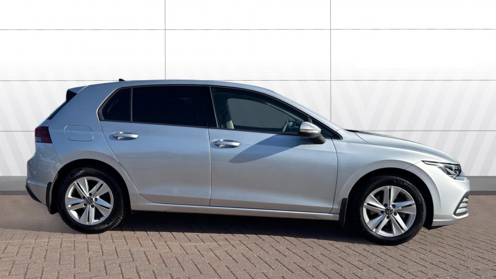 Volkswagen Golf 2.0 TDI Life 5dr DSG Diesel Hatchback - Image 5