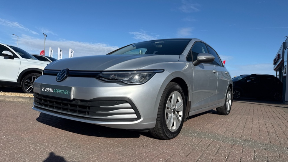 Volkswagen Golf 2.0 TDI Life 5dr DSG Diesel Hatchback - Image 27