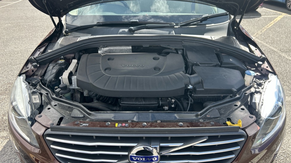 Volvo XC60 D5 [220] SE Lux Nav 5dr AWD Geartronic Diesel Estate - Image 8
