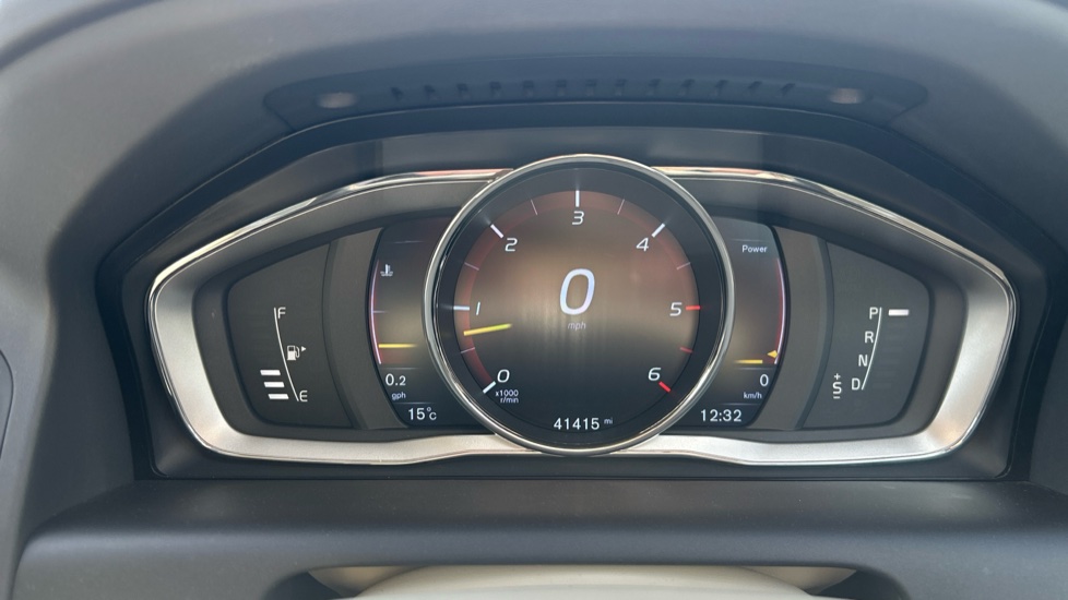 Volvo XC60 D5 [220] SE Lux Nav 5dr AWD Geartronic Diesel Estate - Image 18