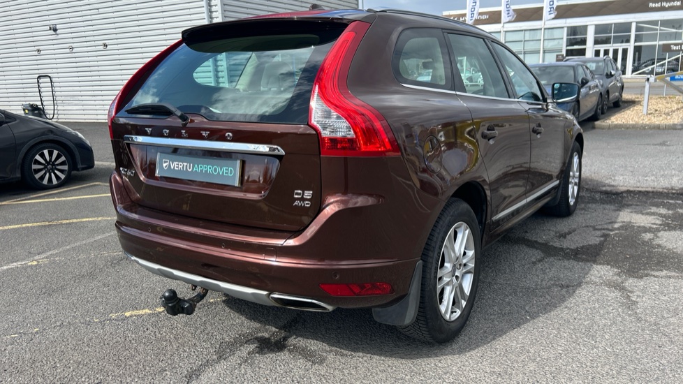Volvo XC60 D5 [220] SE Lux Nav 5dr AWD Geartronic Diesel Estate - Image 36