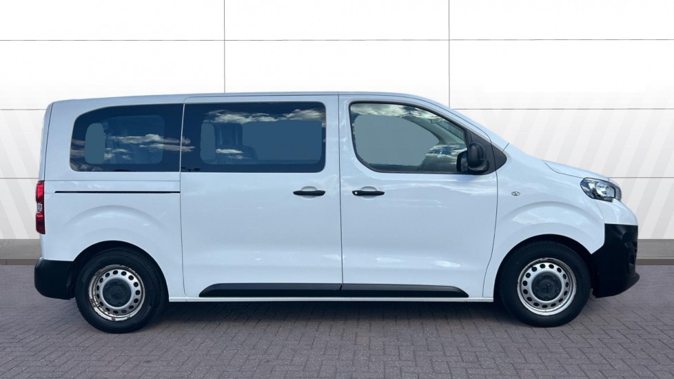 Peugeot Expert Combi 1.5 BlueHDi 120 Standard 6dr Diesel Estate - Image 5