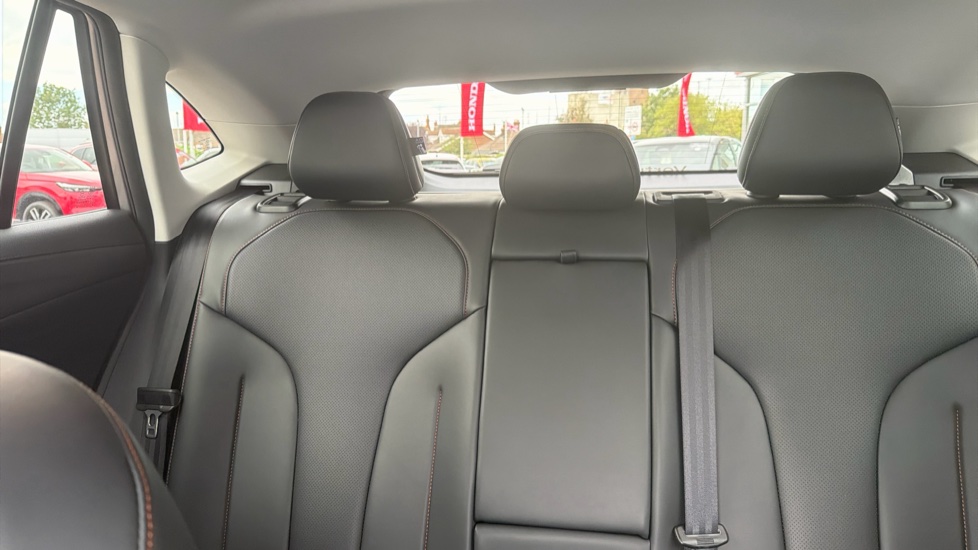 MG HS 1.5 T-GDI PHEV Trophy 5dr Auto Hatchback - Image 15
