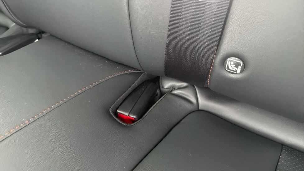 MG HS 1.5 T-GDI PHEV Trophy 5dr Auto Hatchback - Image 17