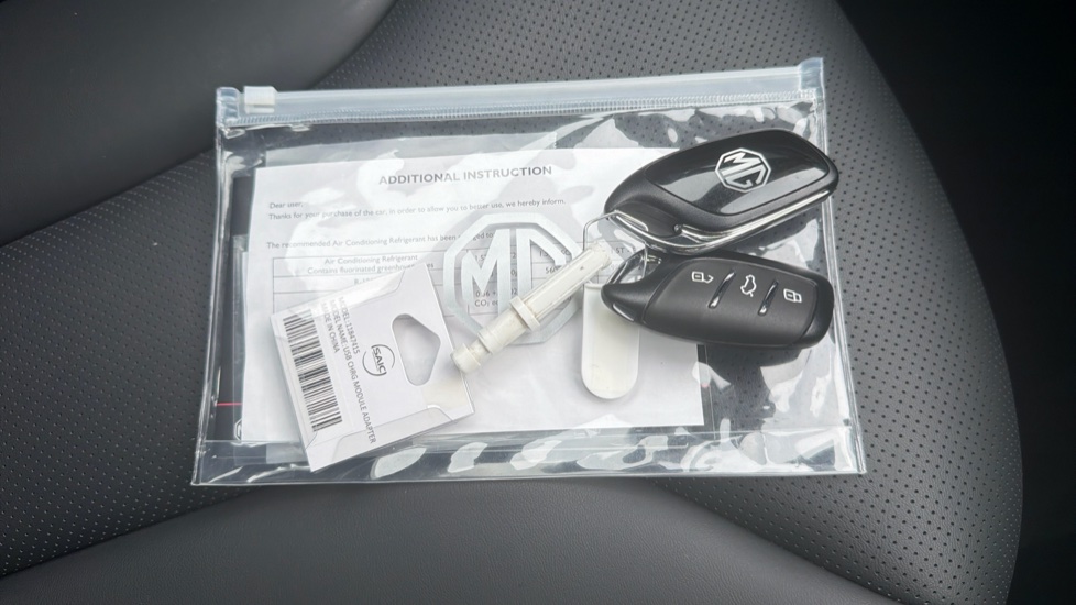 MG HS 1.5 T-GDI PHEV Trophy 5dr Auto Hatchback - Image 19