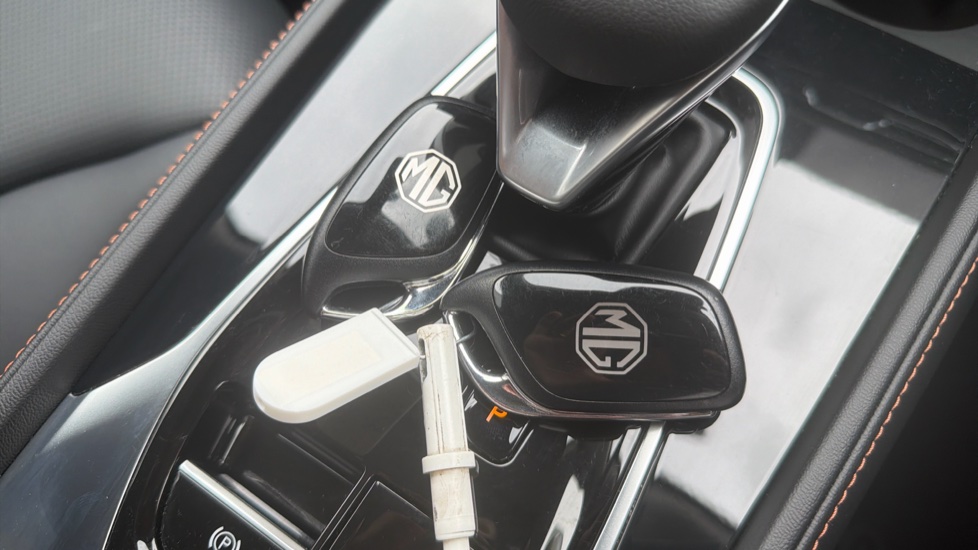 MG HS 1.5 T-GDI PHEV Trophy 5dr Auto Hatchback - Image 20