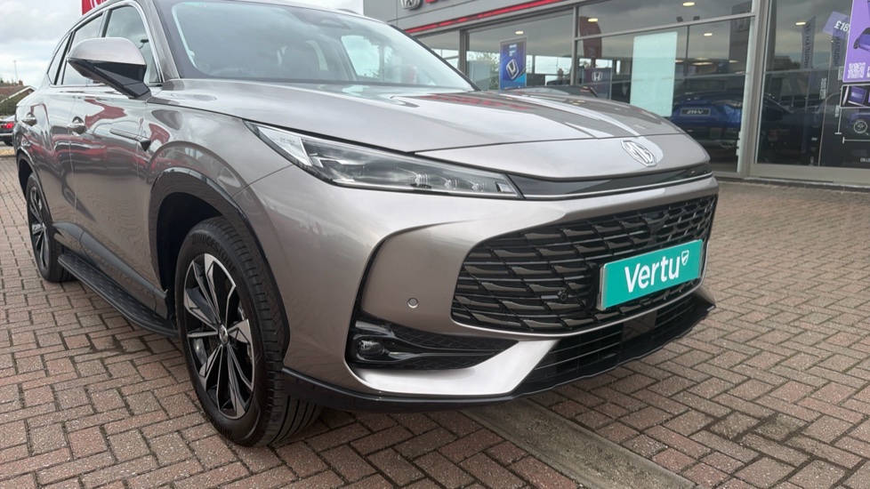 MG HS 1.5 T-GDI PHEV Trophy 5dr Auto Hatchback - Image 22