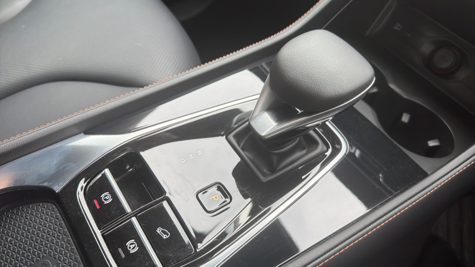 MG HS 1.5 T-GDI PHEV Trophy 5dr Auto Hatchback - Image 43