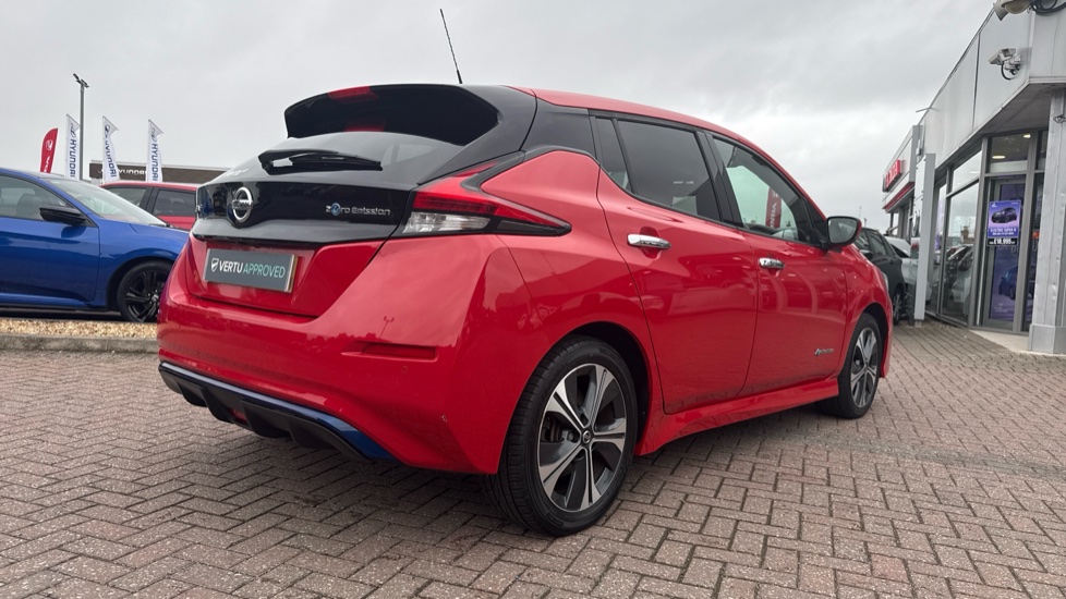 Nissan LEAF 110kW Tekna 40kWh 5dr Auto Electric Hatchback - Image 27