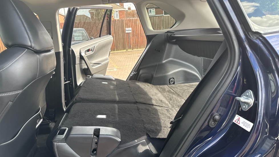 Toyota RAV4 2.5 VVT-i Hybrid Excel 5dr CVT 2WD Hybrid Estate - Image 33