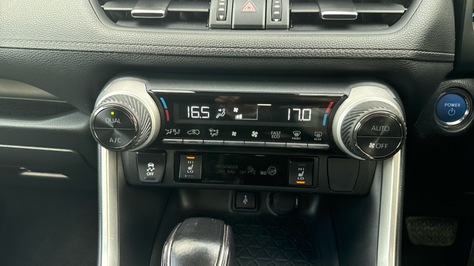 Toyota RAV4 2.5 VVT-i Hybrid Excel 5dr CVT 2WD Hybrid Estate - Image 43