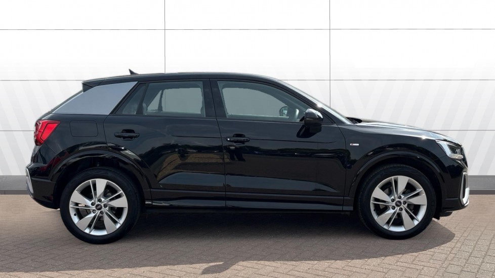 Audi Q2 35 TFSI S Line 5dr S Tronic Petrol Estate - Image 5