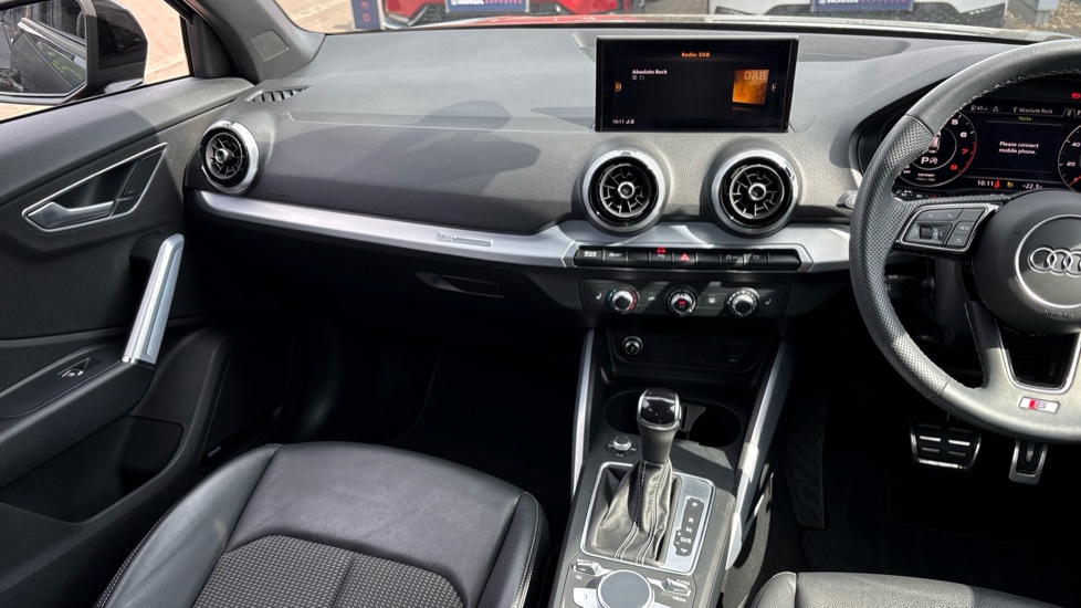 Audi Q2 35 TFSI S Line 5dr S Tronic Petrol Estate - Image 14