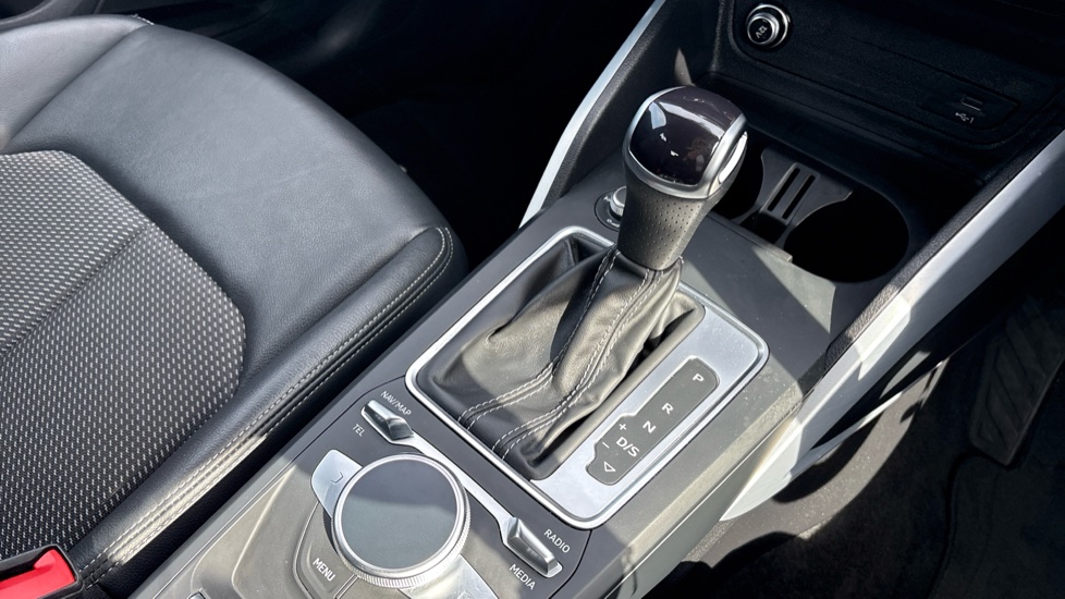 Audi Q2 35 TFSI S Line 5dr S Tronic Petrol Estate - Image 35