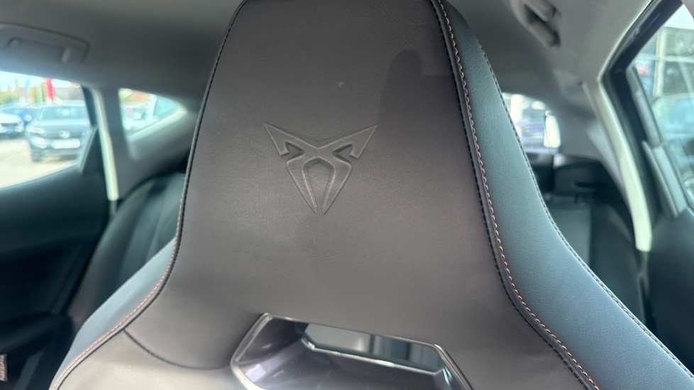 CUPRA Formentor 1.5 TSI 150 V2 5dr DSG Petrol Estate - Image 35