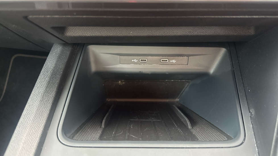CUPRA Formentor 1.5 TSI 150 V2 5dr DSG Petrol Estate - Image 43