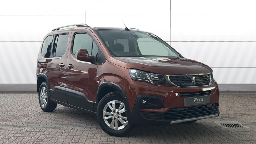 Peugeot Rifter 1.5 BlueHDi 100 Allure Premium 5dr Diesel Estate - Image 1