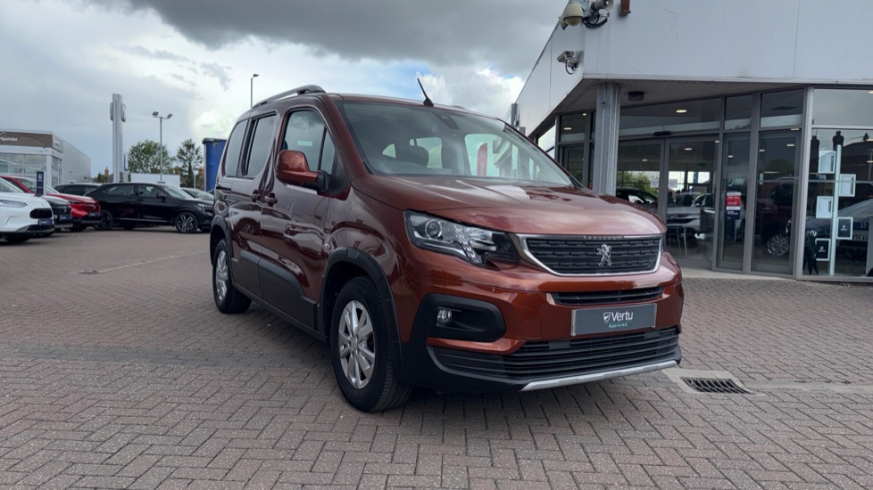 Peugeot Rifter 1.5 BlueHDi 100 Allure Premium 5dr Diesel Estate - Image 21