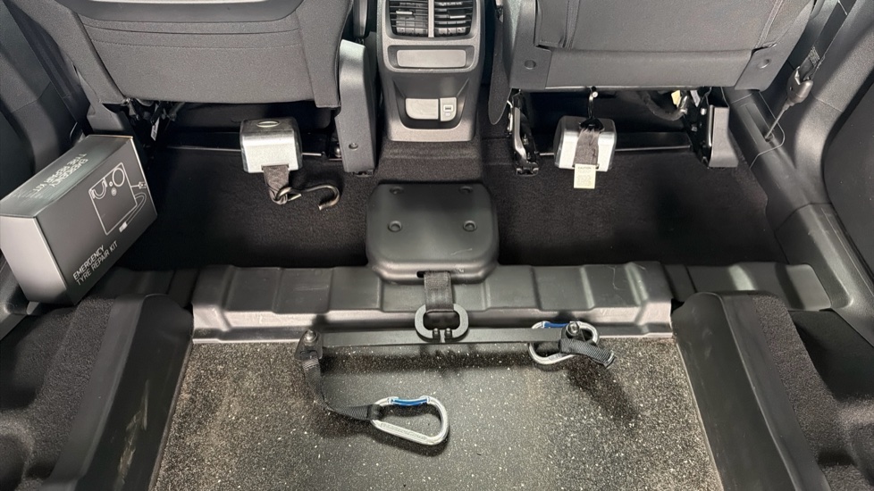 Peugeot Rifter 1.5 BlueHDi 100 Allure Premium 5dr Diesel Estate - Image 34