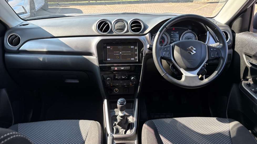 Suzuki Vitara 1.4 Boosterjet 48V Hybrid SZ-T 5dr Petrol Estate - Image 10