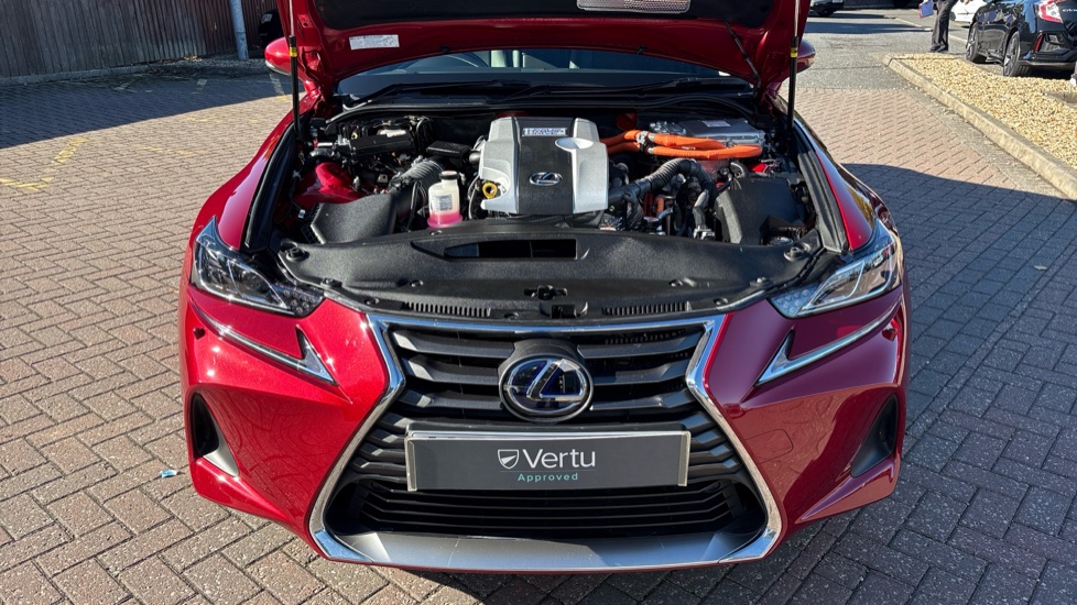 Lexus IS 300h 4dr CVT Auto Hybrid Saloon - Image 8