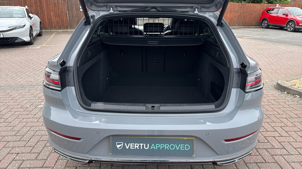 Volkswagen Arteon 2.0 TDI 200 R-Line 5dr DSG Diesel Estate - Image 4
