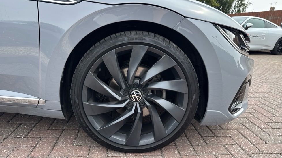 Volkswagen Arteon 2.0 TDI 200 R-Line 5dr DSG Diesel Estate - Image 28