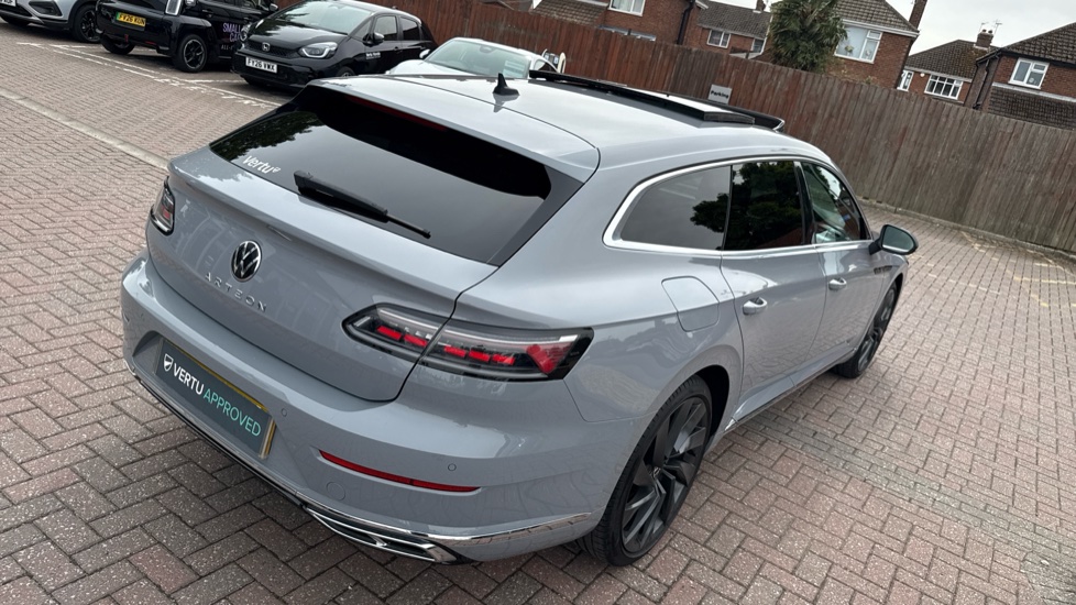 Volkswagen Arteon 2.0 TDI 200 R-Line 5dr DSG Diesel Estate - Image 31