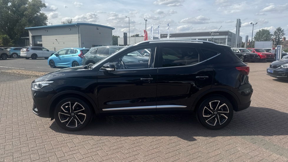 MG ZS 1.5 VTi-TECH Exclusive 5dr Petrol Hatchback - Image 24