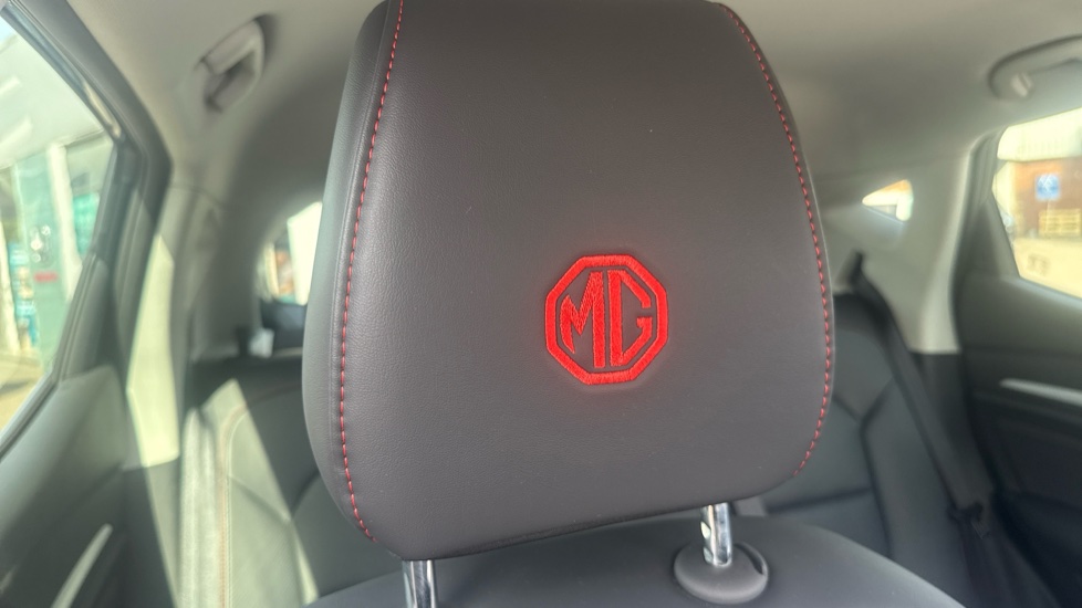 MG ZS 1.5 VTi-TECH Exclusive 5dr Petrol Hatchback - Image 29