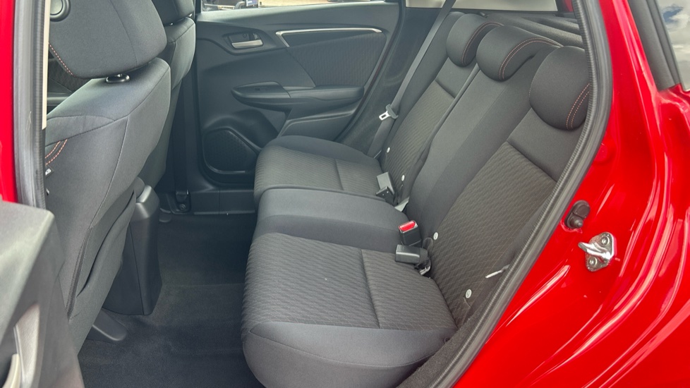 Honda Jazz 1.5 i-VTEC Sport 5dr Navi CVT Petrol Hatchback - Image 16