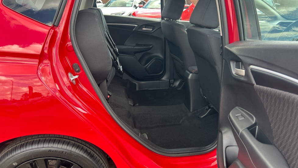 Honda Jazz 1.5 i-VTEC Sport 5dr Navi CVT Petrol Hatchback - Image 43