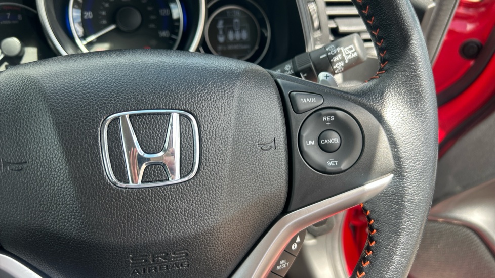 Honda Jazz 1.5 i-VTEC Sport 5dr Navi CVT Petrol Hatchback - Image 47