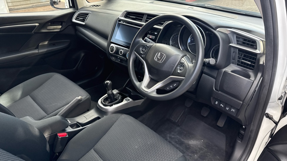 Honda Jazz 1.3 i-VTEC SE 5dr Petrol Hatchback - Image 11