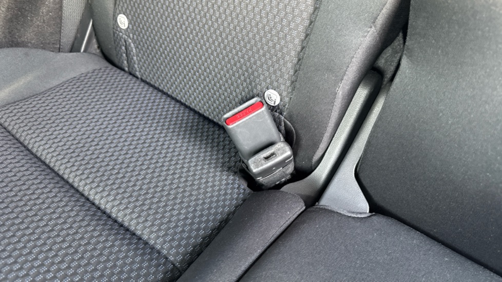 Honda Jazz 1.3 i-VTEC SE 5dr Petrol Hatchback - Image 17