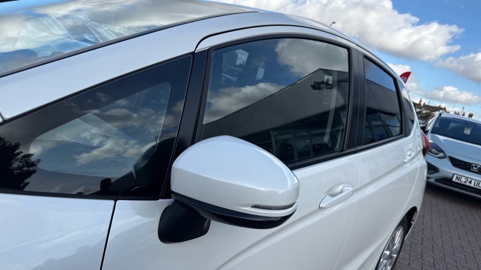 Honda Jazz 1.3 i-VTEC SE 5dr Petrol Hatchback - Image 29