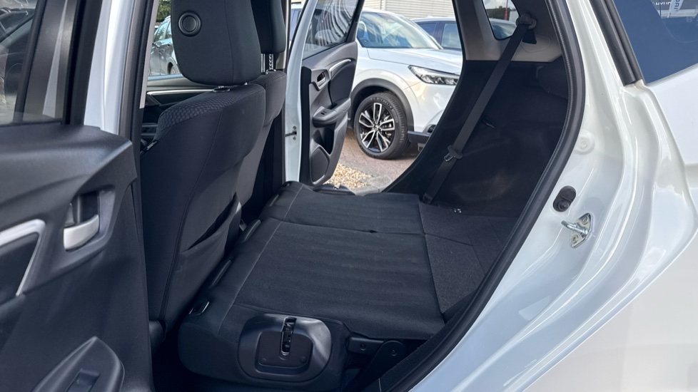 Honda Jazz 1.3 i-VTEC SE 5dr Petrol Hatchback - Image 34