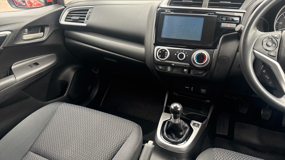 Honda Jazz 1.3 i-VTEC SE 5dr Petrol Hatchback - Image 14