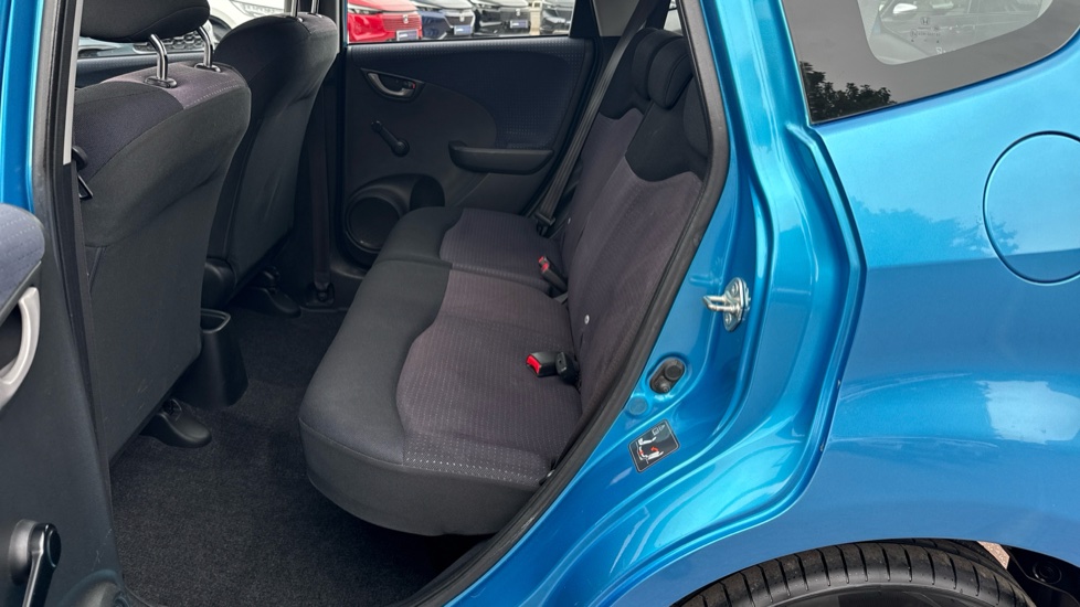 Honda Jazz 1.2 i-VTEC S 5dr [VSA] Petrol Hatchback - Image 16