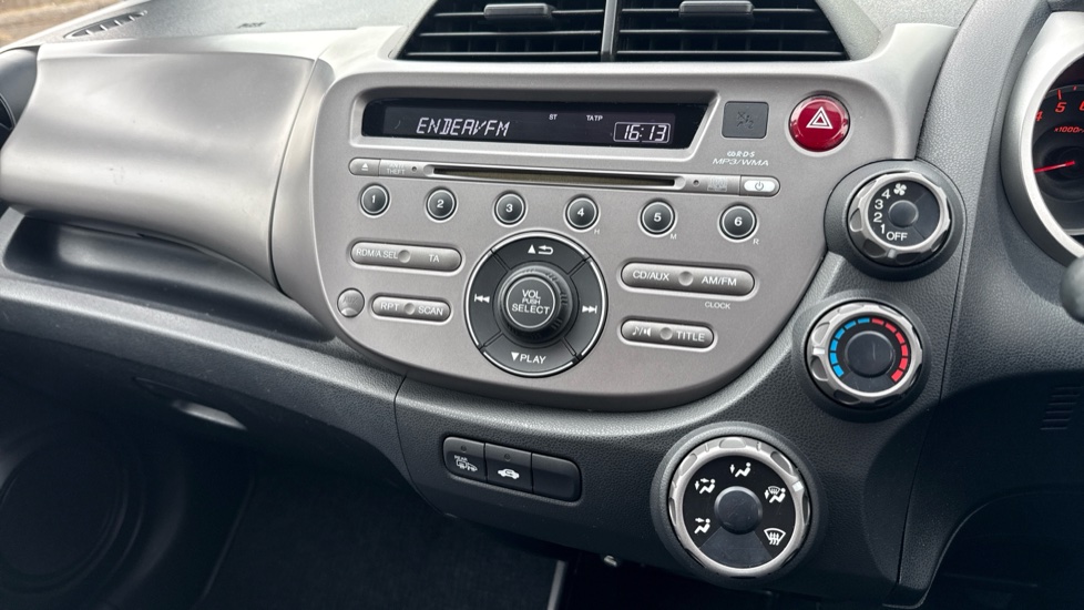 Honda Jazz 1.2 i-VTEC S 5dr [VSA] Petrol Hatchback - Image 42