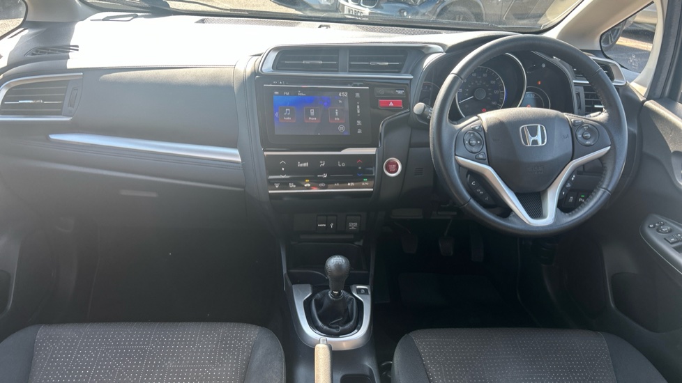 Honda Jazz 1.3 EX 5dr Petrol Hatchback - Image 10