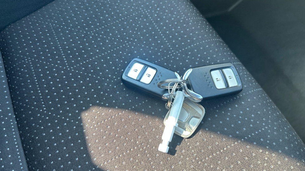 Honda Jazz 1.3 EX 5dr Petrol Hatchback - Image 20